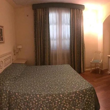 Casa Etrusca